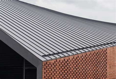 metal roof cladding suppliers